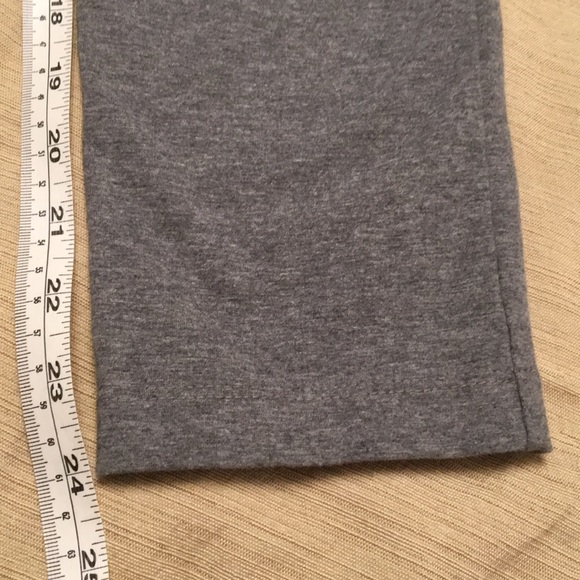 Zenergy by Chico’s Gray Pull On Straight Leg Pants - Picture 5 of 8